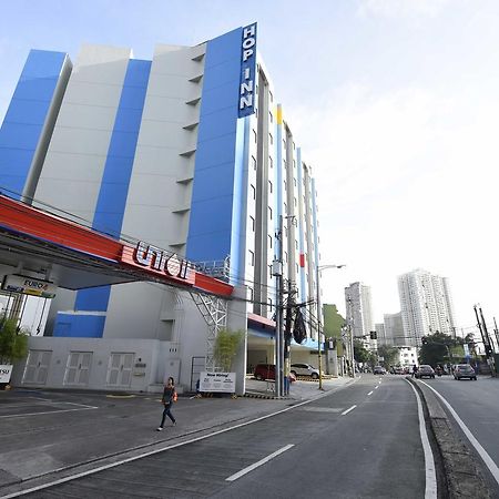 Hop Inn Hotel Makati Avenue Manila Exterior photo